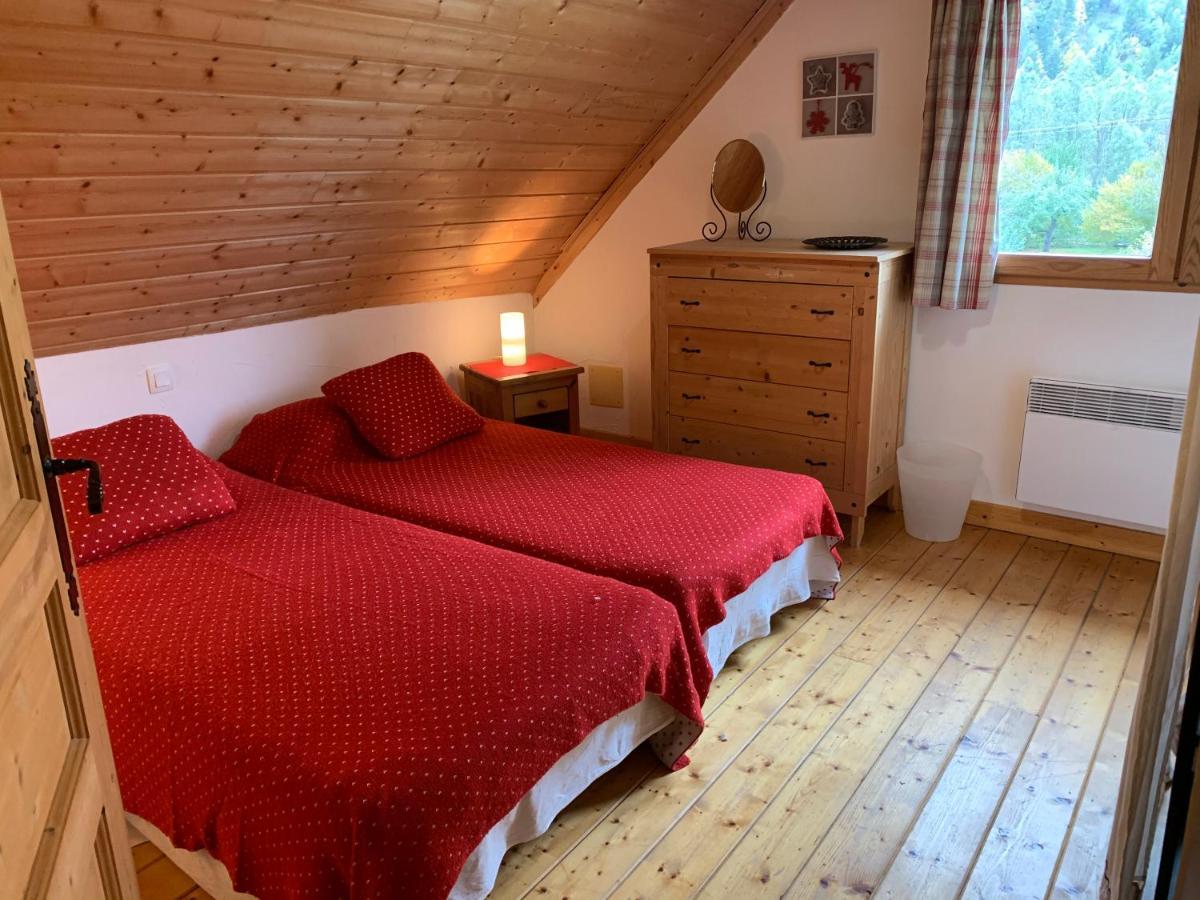 Ferme Noemie Villa Le Bourg-dʼOisans Exterior foto