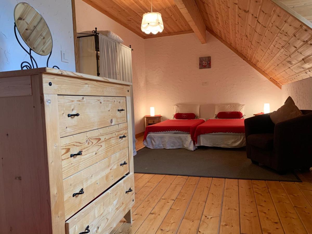 Ferme Noemie Villa Le Bourg-dʼOisans Exterior foto